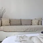 Maison 4 Entierement Renovee, Literie, Terrasse & Parking Gratuit A Nieuwpoort-stad By La Conciergerie Appartement