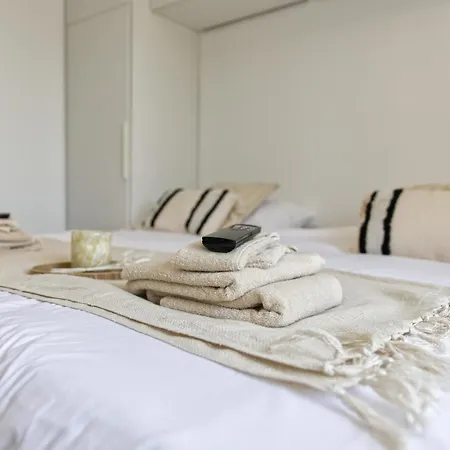 Maison 4 Entierement Renovee, Literie, Terrasse & Parking Gratuit A Nieuwpoort-stad By La Conciergerie