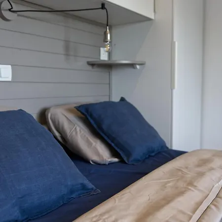 Maison 4 Entierement Renovee, Literie, Terrasse & Parking Gratuit A Nieuwpoort-stad By La Conciergerie Appartement *