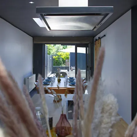 Maison 4 Entierement Renovee, Literie, Terrasse & Parking Gratuit A Nieuwpoort-stad By La Conciergerie